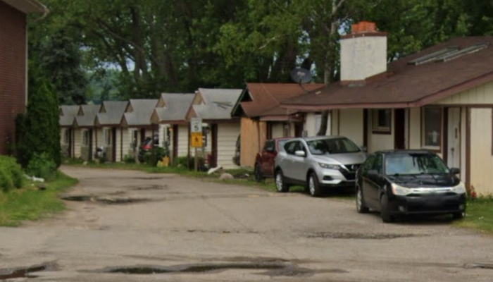 Pontiac Lake Motel - 2022 Street View (newer photo)